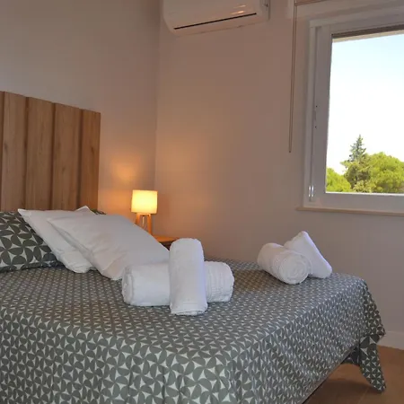 Апартаменти Pie De Rey *